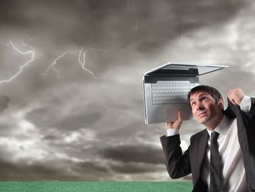 Mito ou verdade: a chuva pode fazer a internet ficar lenta?