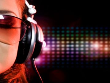 Venda de músicas via streaming bate a de CDs pela primeira vez nos EUA