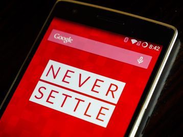 Deu a louca no gerente: OnePlus One tem preço reduzido drasticamente