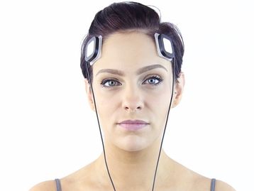 Moovs: o headset que eletrocuta seu cérebro para te tornar um gamer melhor