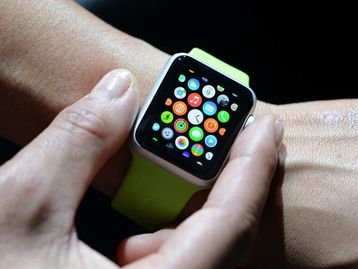 Apple já vendeu 2,8 milhões de unidades do Apple Watch, segundo pesquisa