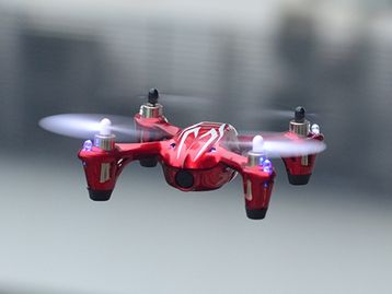 Review: drone Hubsan X4 H107C