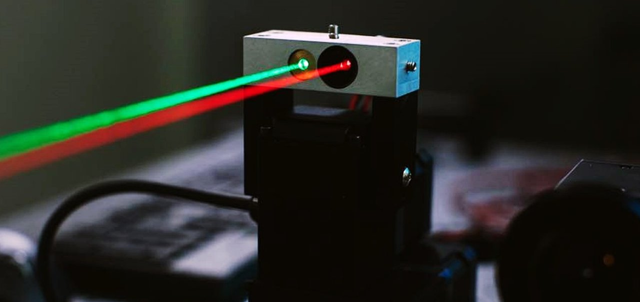 Facebook mostra como vai utilizar lasers para ampliar o alcance da internet