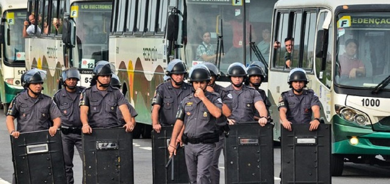 Funcionários da LG vão trabalhar com escolta policial