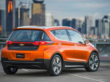 Chevrolet vai anunciar produção em massa de seu carro elétrico na CES 2016