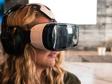 Apple já teria centenas de pessoas trabalhando em aparelho de VR secreto