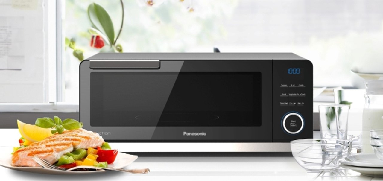 Panasonic apresenta o primeiro forno por indução para bancadas