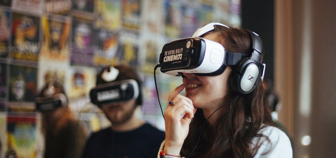 Conheça o primeiro cinema com realidade virtual do mundo