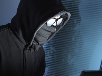Milhões de emails roubados são vendidos por menos de R$ 3 por hacker russo