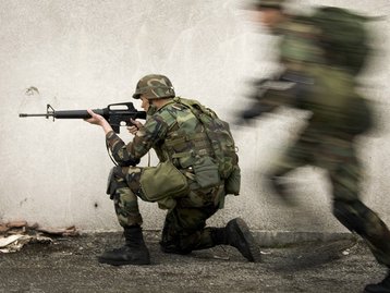 Tecnologia militar permite que soldados vejam atrás de obstáculos