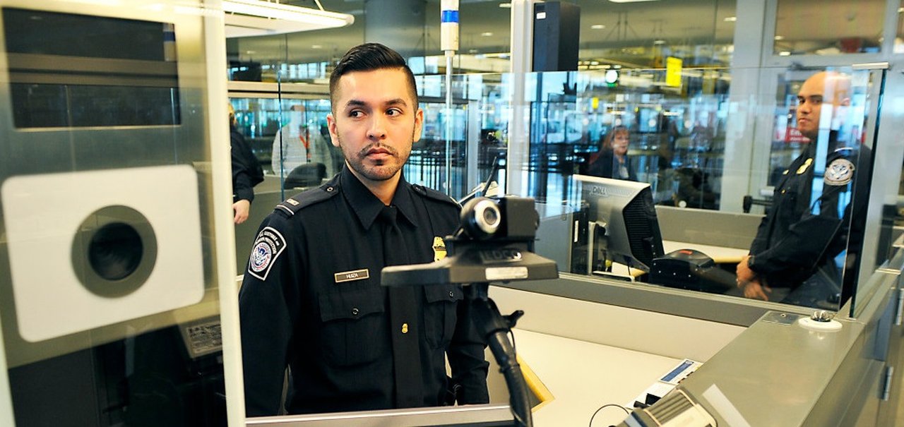 Aeroportos brasileiros usam sistema de segurança de monitoramento facial