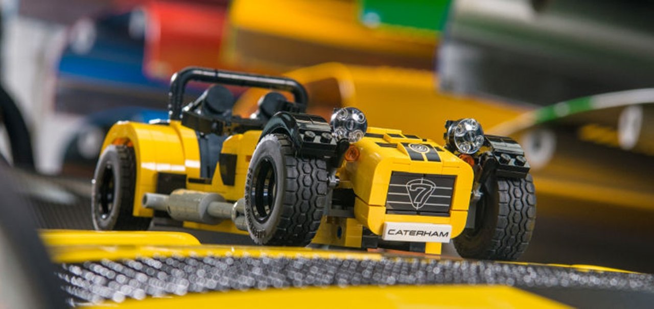 LEGO lança réplica de tradicional carro britânico Caterham 620R