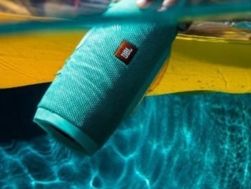 JBL Charge 3 chega ao Brasil com som potente e bateria para até 20 horas