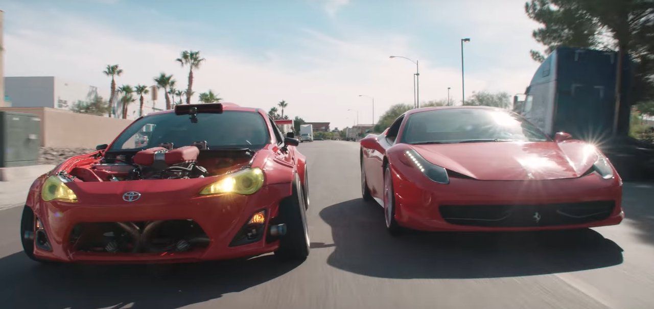 ESTÁ VIVO: o Toyota com motor de Ferrari já está funcionando (e muito bem!)