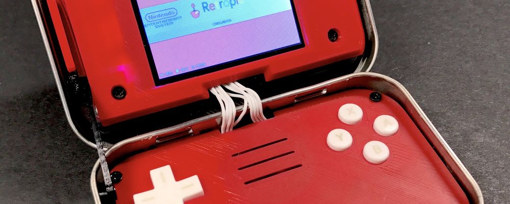 Entusiasta cria console portátil dentro de lata de balas com Raspberry Pi