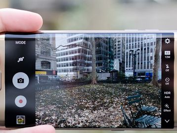 Samsung Galaxy S7 Edge desbloqueado recebe atualização Android 7.0 Nougat