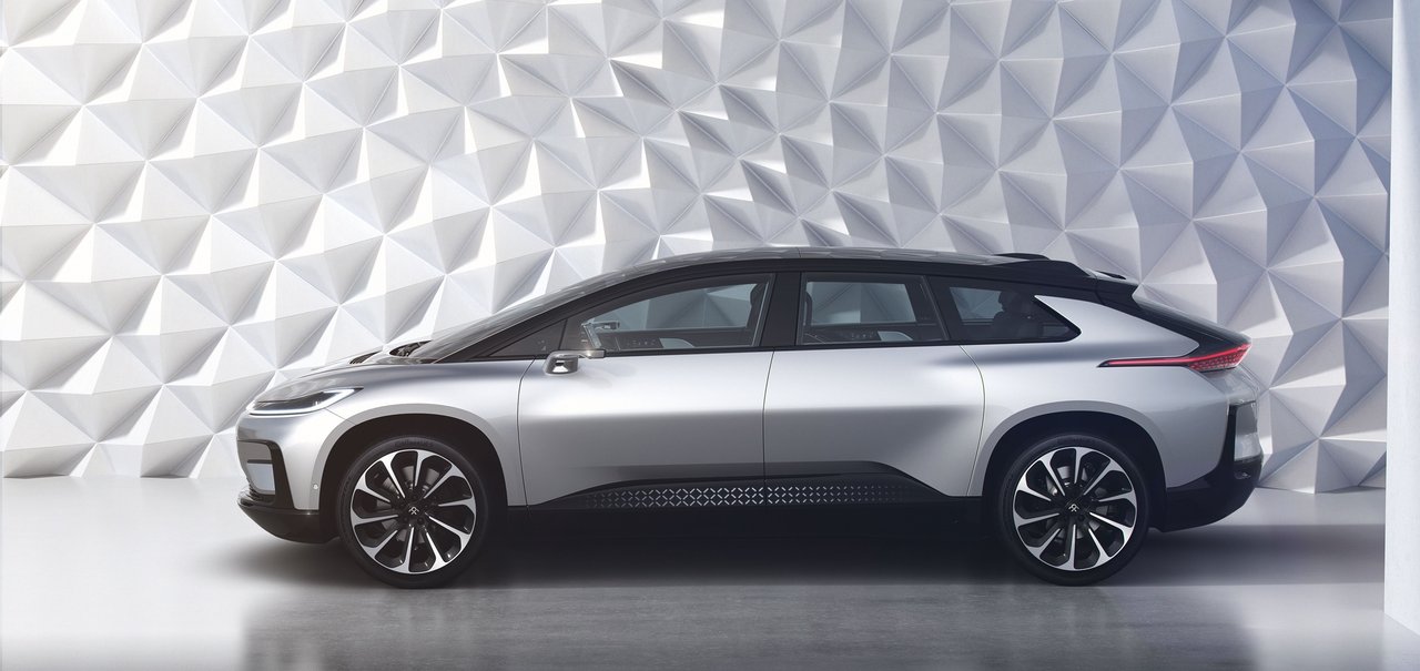 Apesar de tudo, Faraday Future ainda vai testar seu FF91 em competição