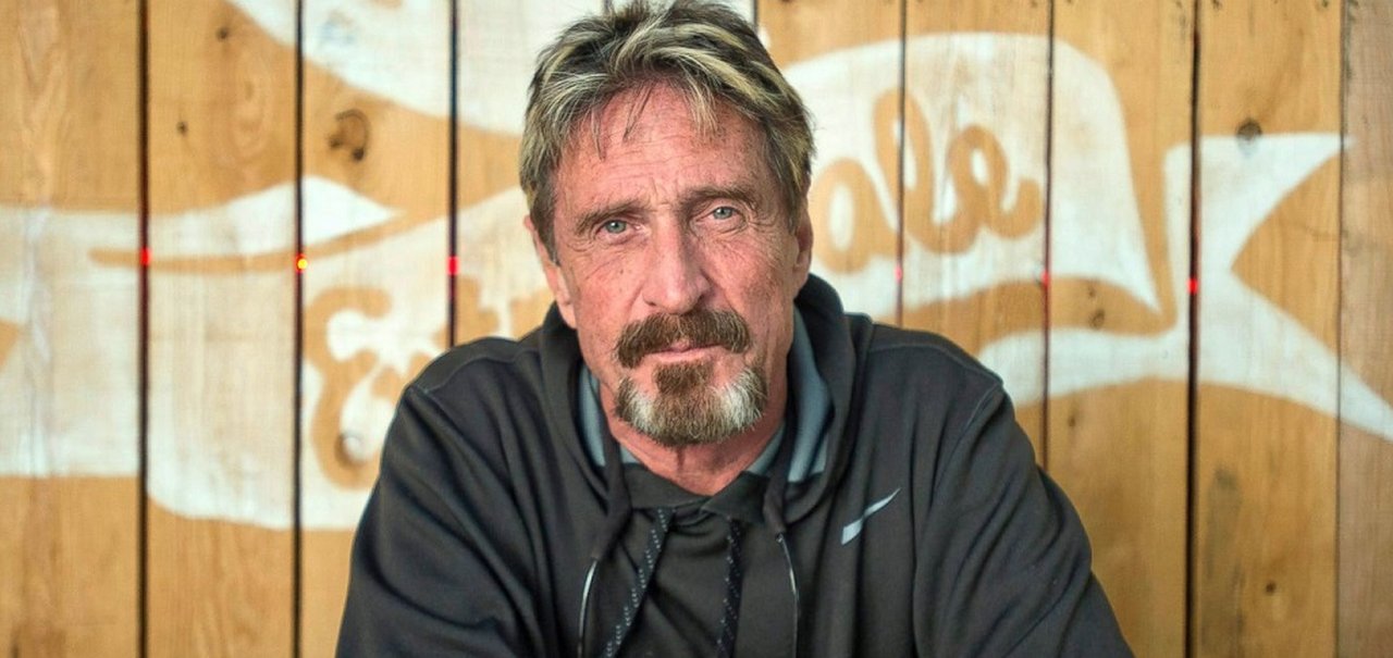 'Todos os roteadores na América podem ser hackeados', diz John McAfee