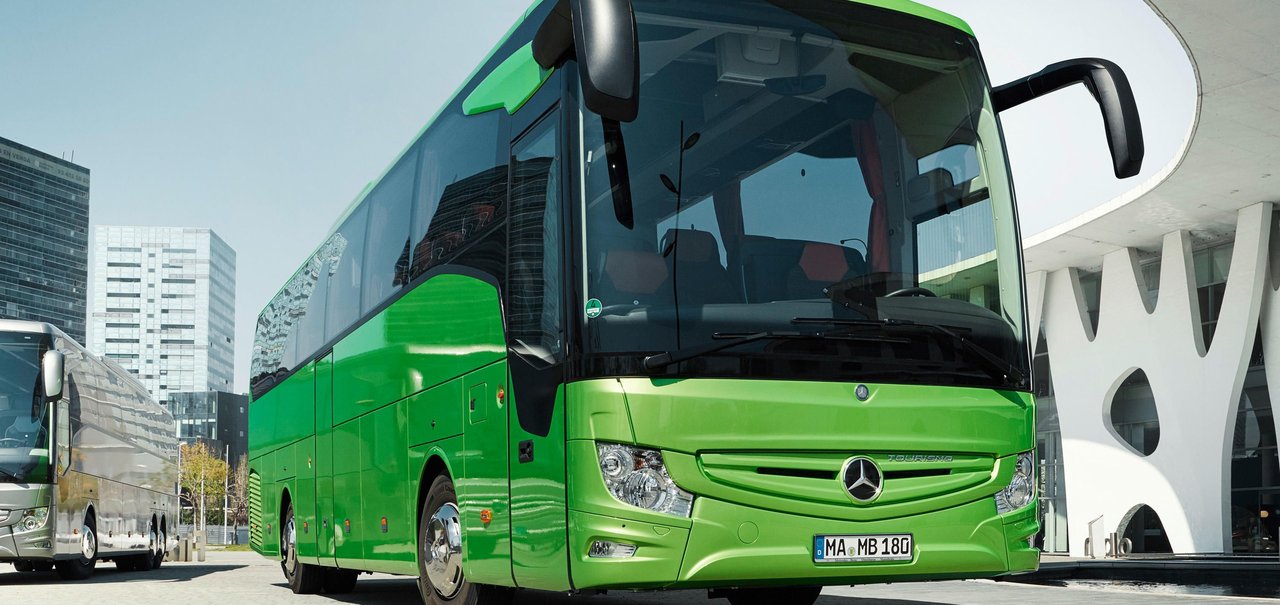 Novos ônibus Mercedes frearão automaticamente para evitar atropelamentos