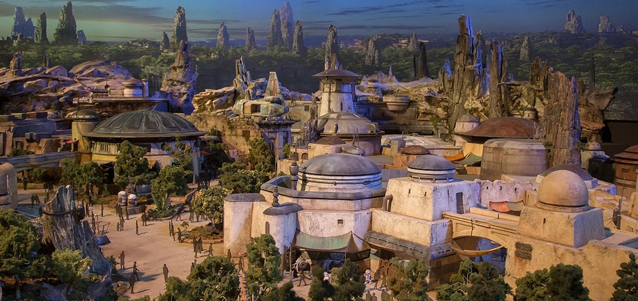 Que tal dar uma olhada em como será a atração de Star Wars da Disney?