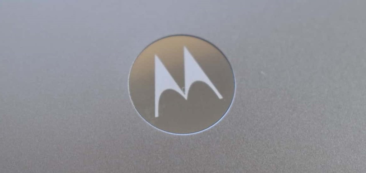 Moto Z2 Force será mais fino e terá 22% a menos de bateria, diz @evleaks