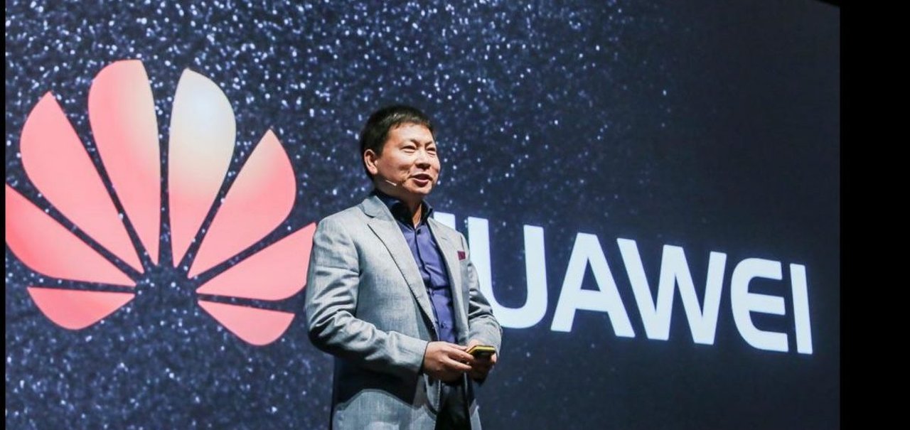 CEO da Huawei promete que Mate 10 vem para bater de frente com iPhone 8