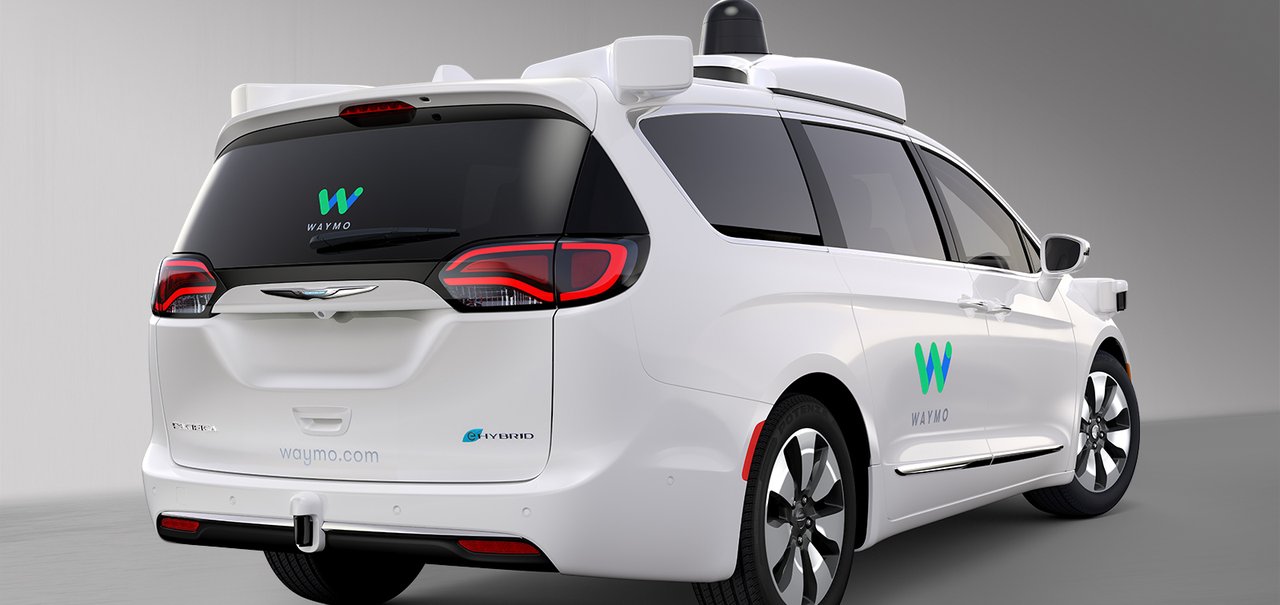 Carro autônomo da Waymo terá botão “Ir!” em vez de volante e pedais