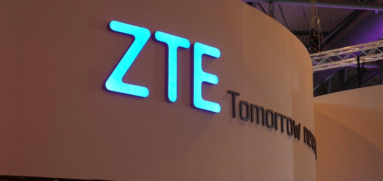 Smartphone dobrável com duas telas da ZTE pode ser lançado em outubro