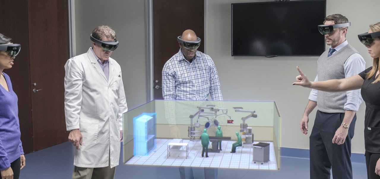 Microsoft HoloLens começa a ser vendido em mais 29 países