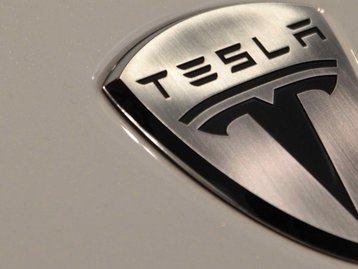 Elon Musk garante que caminhonete elétrica já está nos planos da Tesla