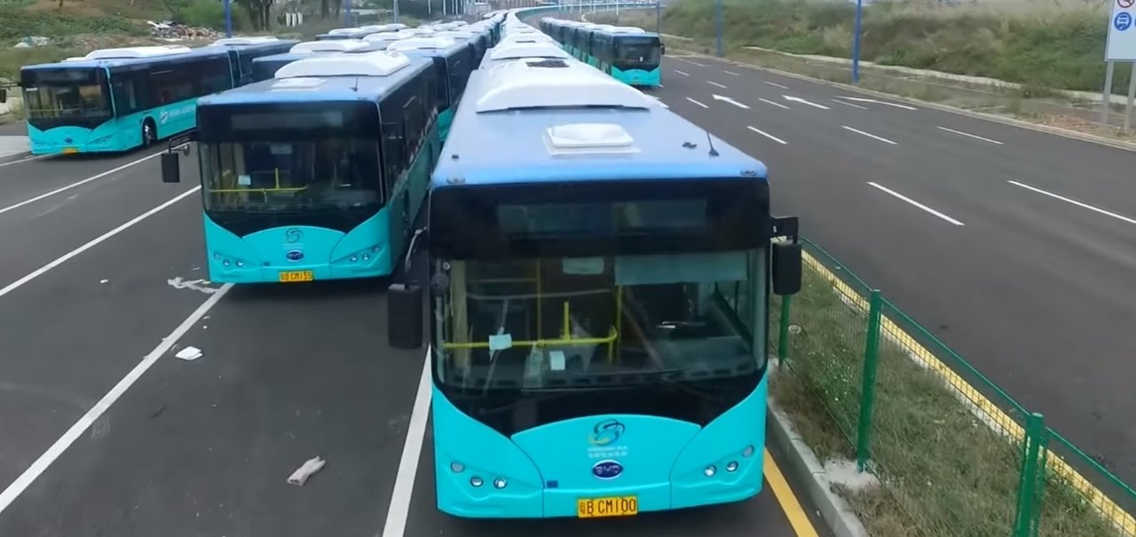 Uma cidade inteira da China trocou os ônibus públicos por versões elétricas