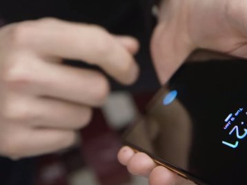 Primeiro celular com sensor biométrico na tela é mostrado na CES 2018