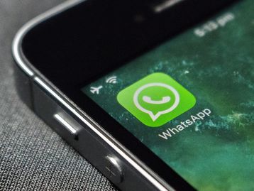 WhatsApp para iPhone reproduz vídeos do YouTube dentro do app