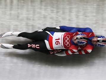Trenós da equipe norte-americana de luge são fabricados em impressora 3D