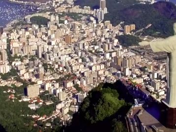 Depois de aprovação, Crivella vai regulamentar apps como Uber no Rio
