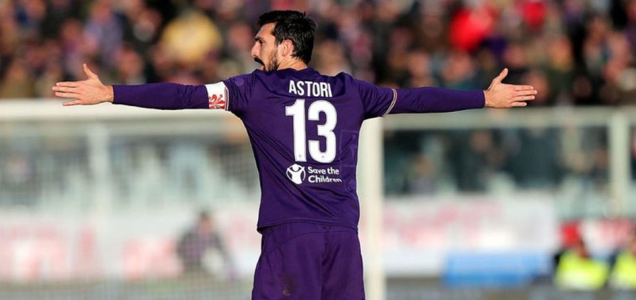 EA Sports confirma que Davide Astori vai ficar no elenco de FIFA 18