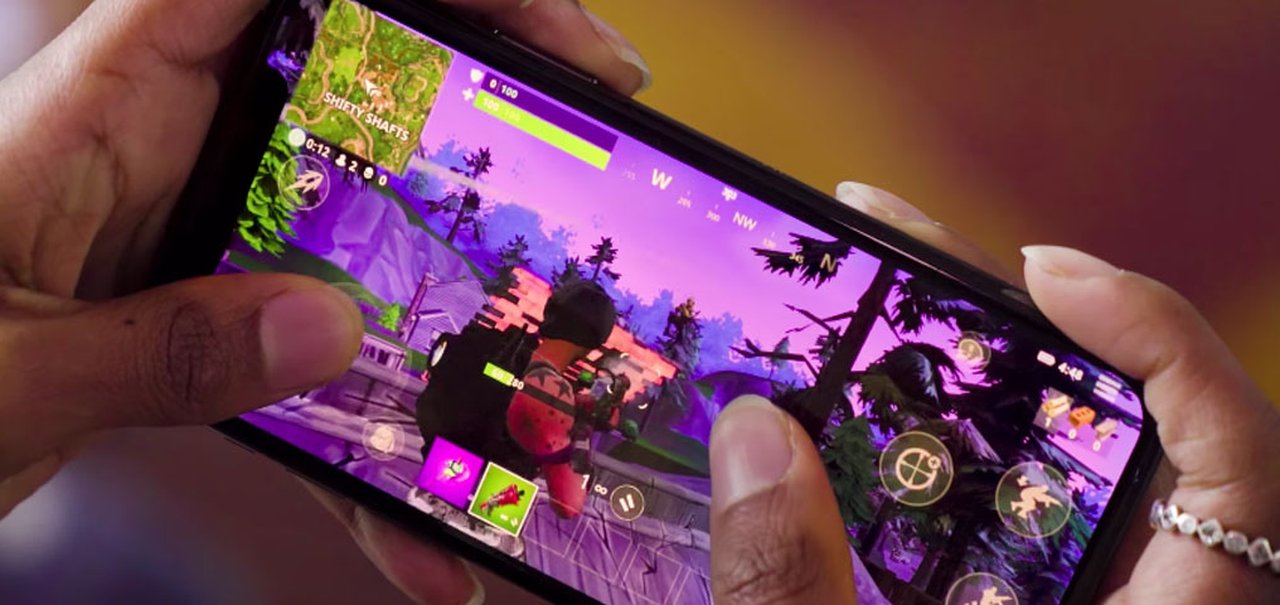 Fortnite agora apresenta avisos para estudantes não jogarem durante a aula