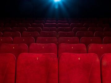 Bilheteria de filmes 3D registra queda recorde em cinemas dos EUA e Canadá