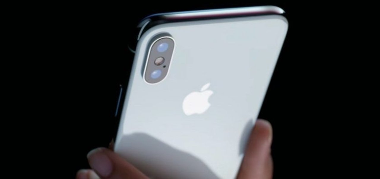 Apple é processada por infringir patente de câmera dupla no iPhone X