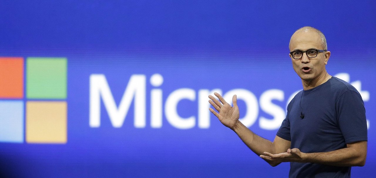 Satya Nadella, CEO da Microsoft, diz que robôs não tomarão nossos empregos