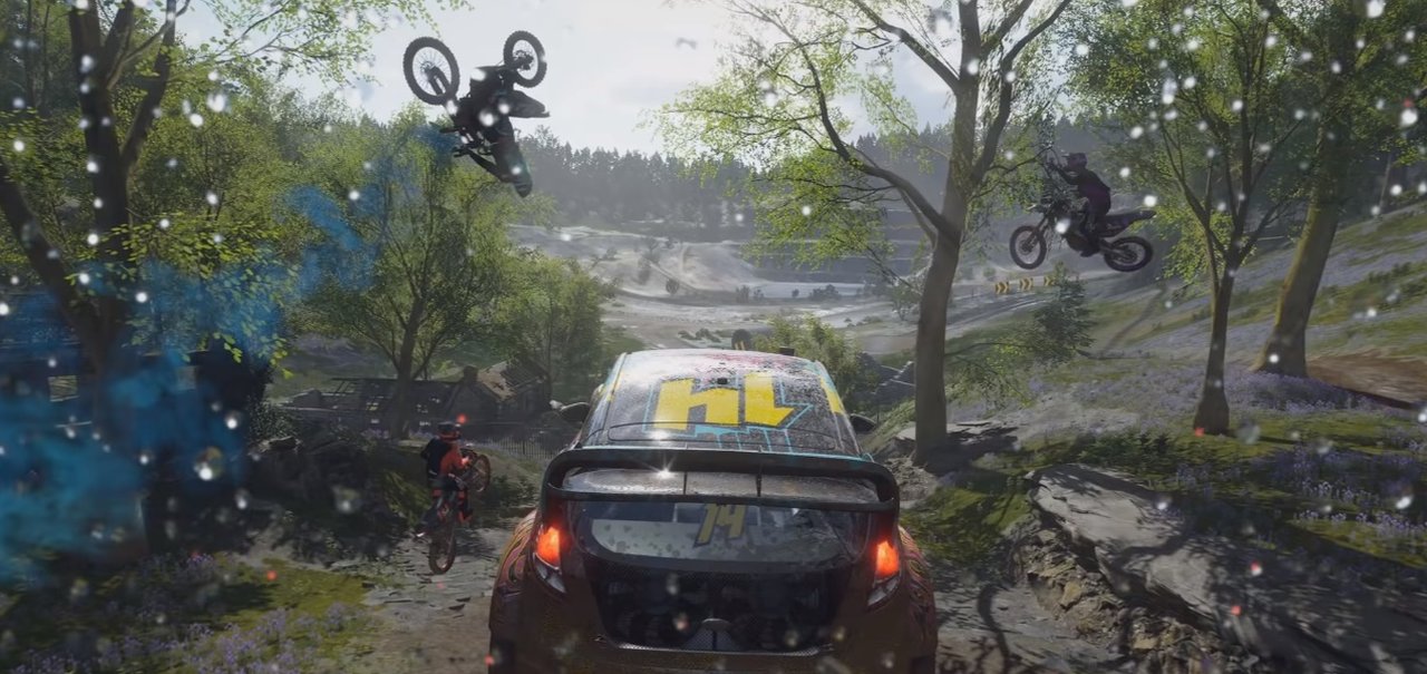 Não, as motos em Forza Horizon 4 não são jogáveis