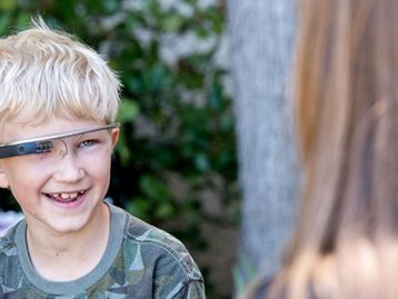 Programa com Google Glass ajuda na socialização de crianças com autismo