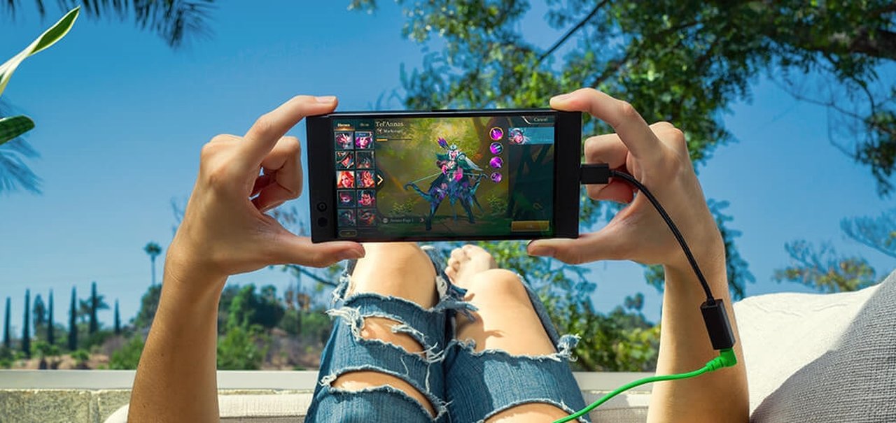 Razer Phone 2 é revelado antes da hora em foto vazada