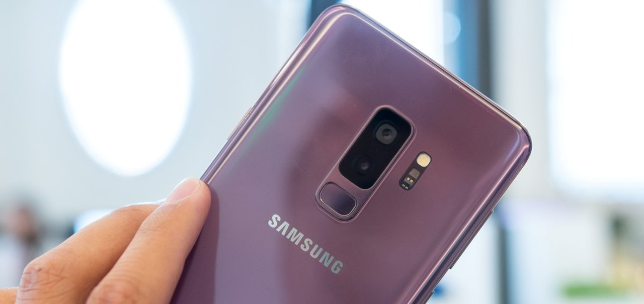 Build do Android Pie para o Galaxy S9 menciona smartphone dobrável