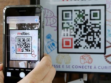 Primeira rua interativa do Brasil tem ‘cardápios secretos’ de restaurantes