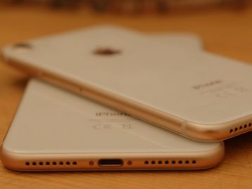 Apple continua “capando” a performance dos iPhones 8, 8 Plus e X