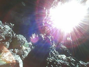 Sonda japonesa que pousou em asteroide fez novas fotos incríveis