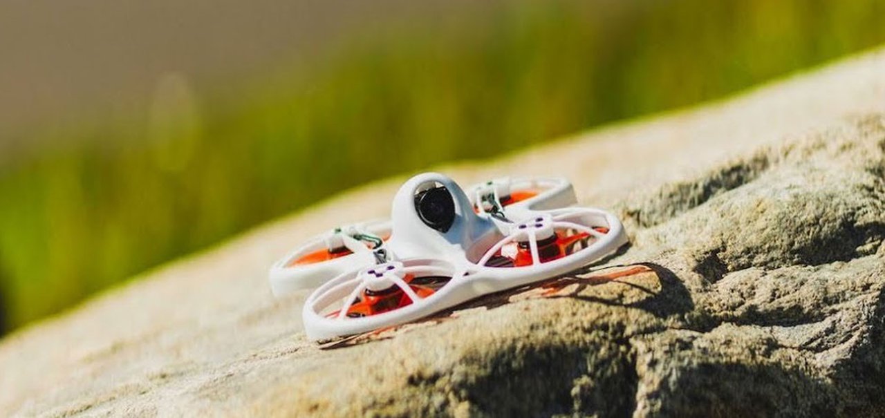 Drone de corrida Emax Tinyhawk está em promoção na GearBest! Veja a oferta