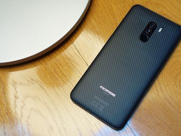 Pocophone F1 vai ganhar update para gravar em 4K, 60 fps e em câmera lenta