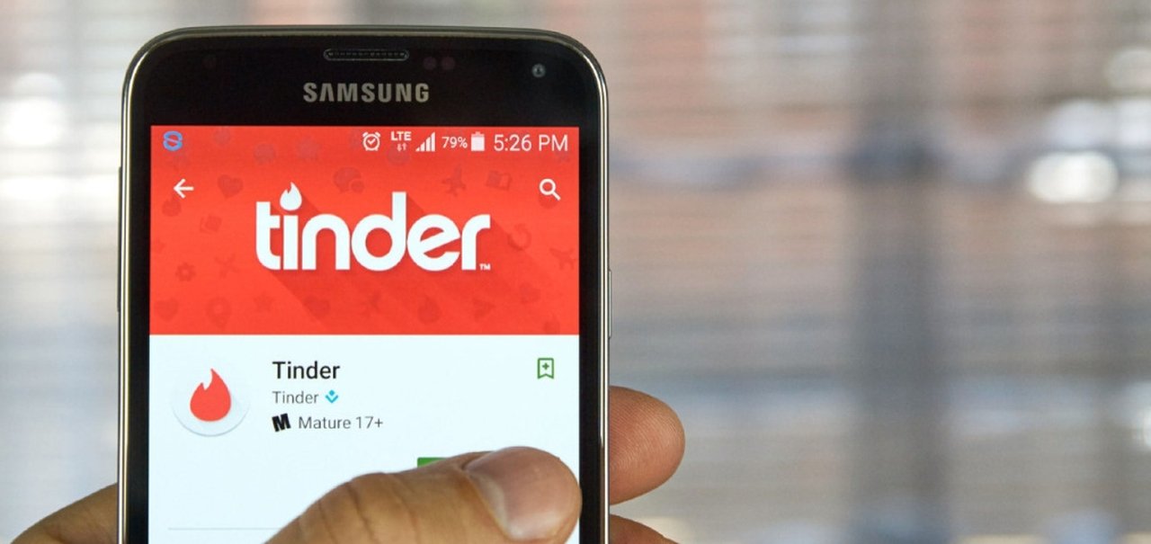 Conheça a mulher que ganha para 'xavecar' pessoas para você no Tinder